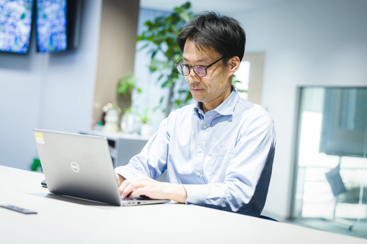セールスエンジニア<br>(電子事業部資材営業部営業室) | 電子事業